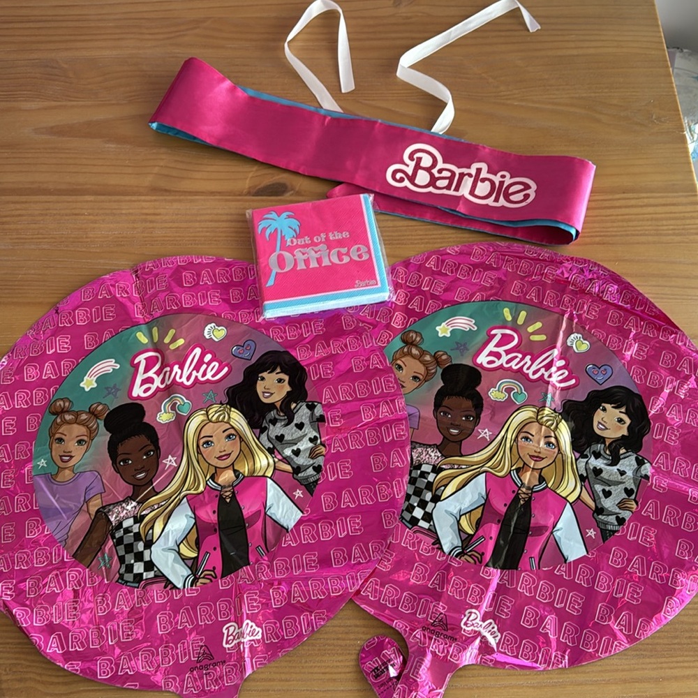 Barbie party pack bundle party sash reversible Barbie/ Ken, napkins, 2 balloons